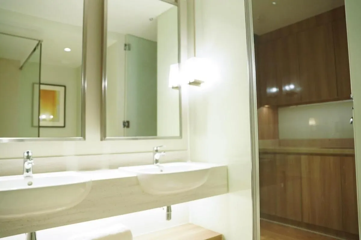 Standard Rockwell Skylineview Twin By Premiumstayph Manila Apartment