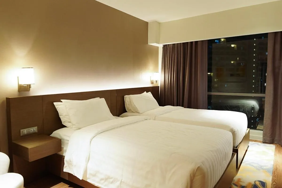 Apartment Standard Rockwell Skylineview Twin By Premiumstayph Manila